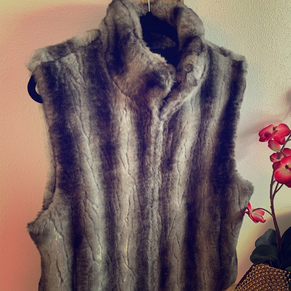 Trendy Faux fur vest
